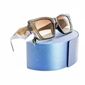 PRADA FEMME